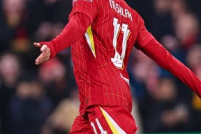 NG体育-萨拉赫关键节点比分优势明显，C9带队取胜！的简单介绍