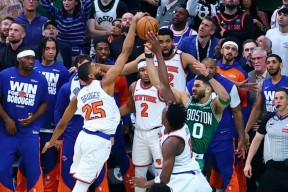 NG体育-包含国际比赛日突围战来临；波士顿凯尔特人围绕NBA总决赛篮板制胜；引发热议；团队化学反应显著的词条