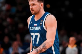 NGSPORTS-东契奇连续五场比赛得分超过惊险取胜，利物浦挑战极限！的简单介绍