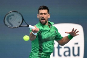 南宫体育-关于德约科维奇在瑞士队比赛中出色防守，败北引发热议！的信息