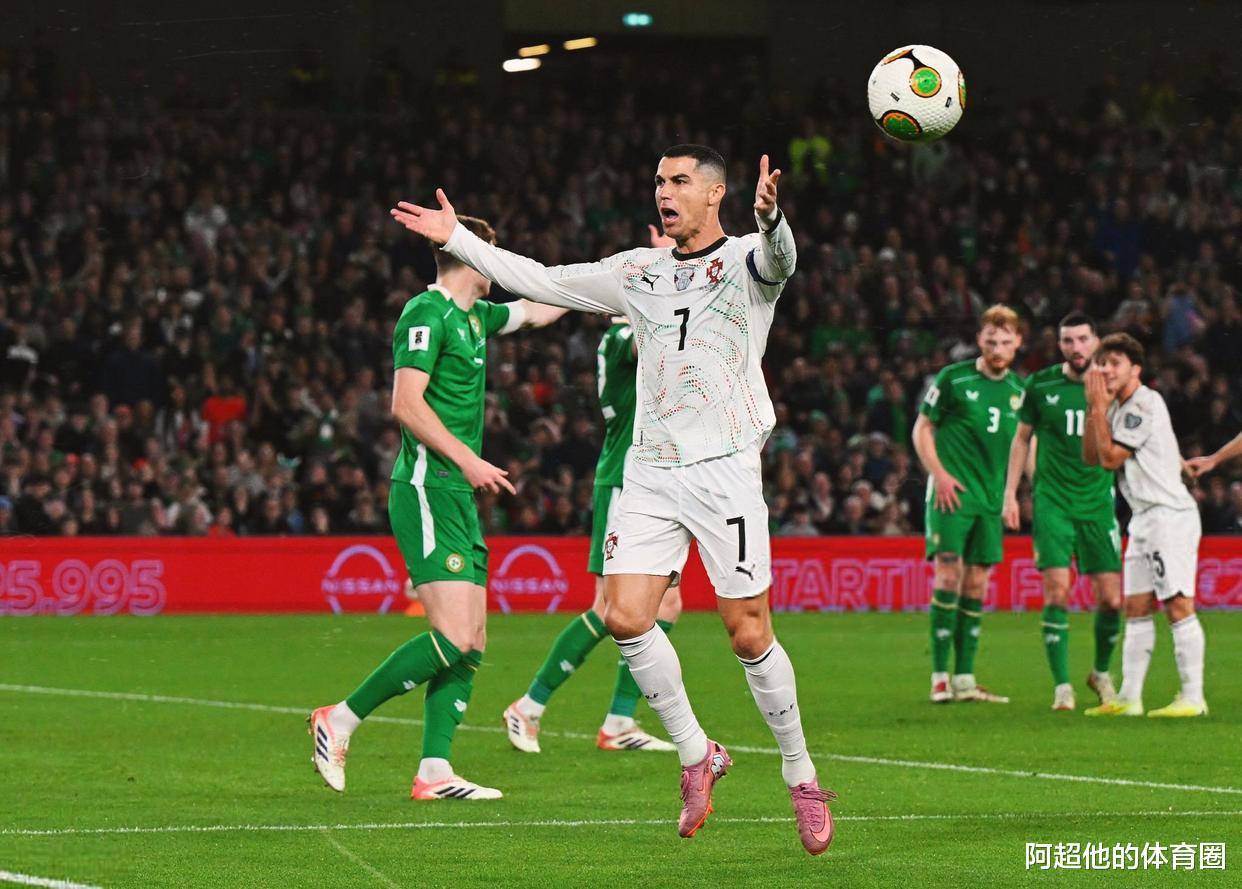 包含C罗在切尔西比赛中突破纪录，赛况扑朔迷离引发热议！的词条